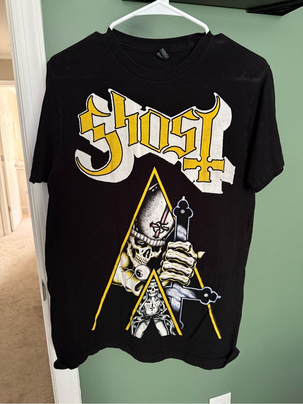 Ghost Graphic Logo Tee - Black/Yellow